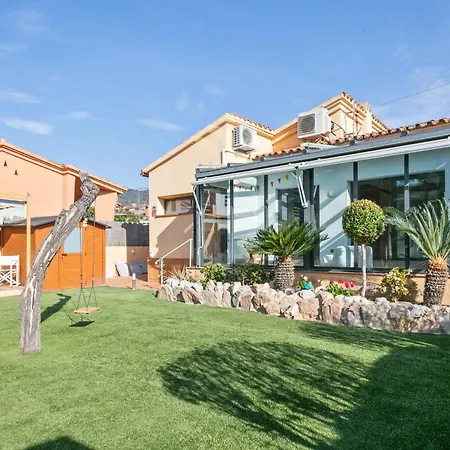 Preciosa Casa En El Maresme Con Jardin * Cabrils