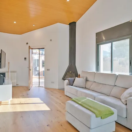 Preciosa Casa En El Maresme Con Jardin Holiday home Cabrils